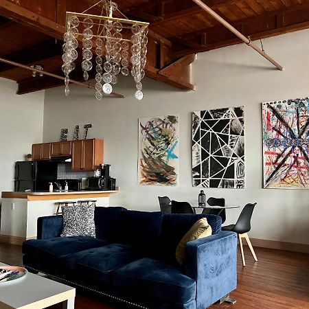 شقة 420 Friendly Skyline View Downtown Loft Free Parking ديترويت المظهر الخارجي الصورة