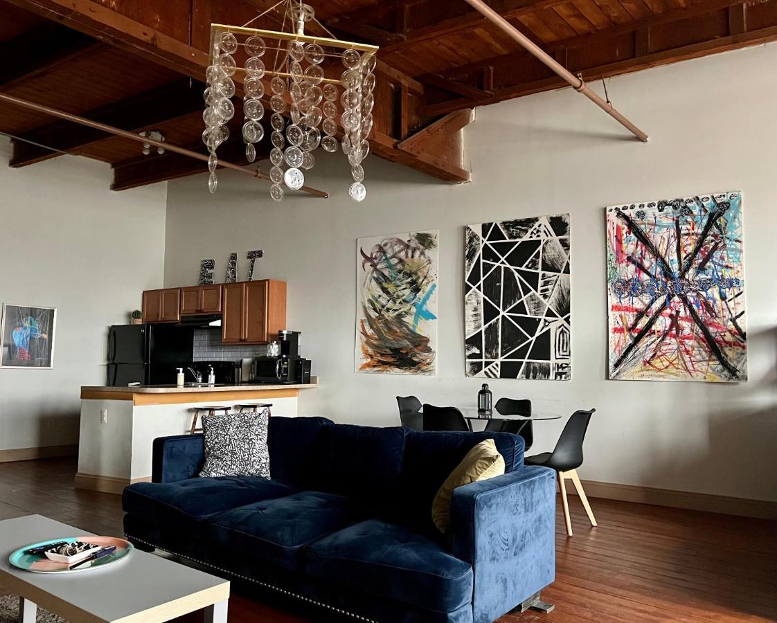 شقة 420 Friendly Skyline View Downtown Loft Free Parking ديترويت المظهر الخارجي الصورة