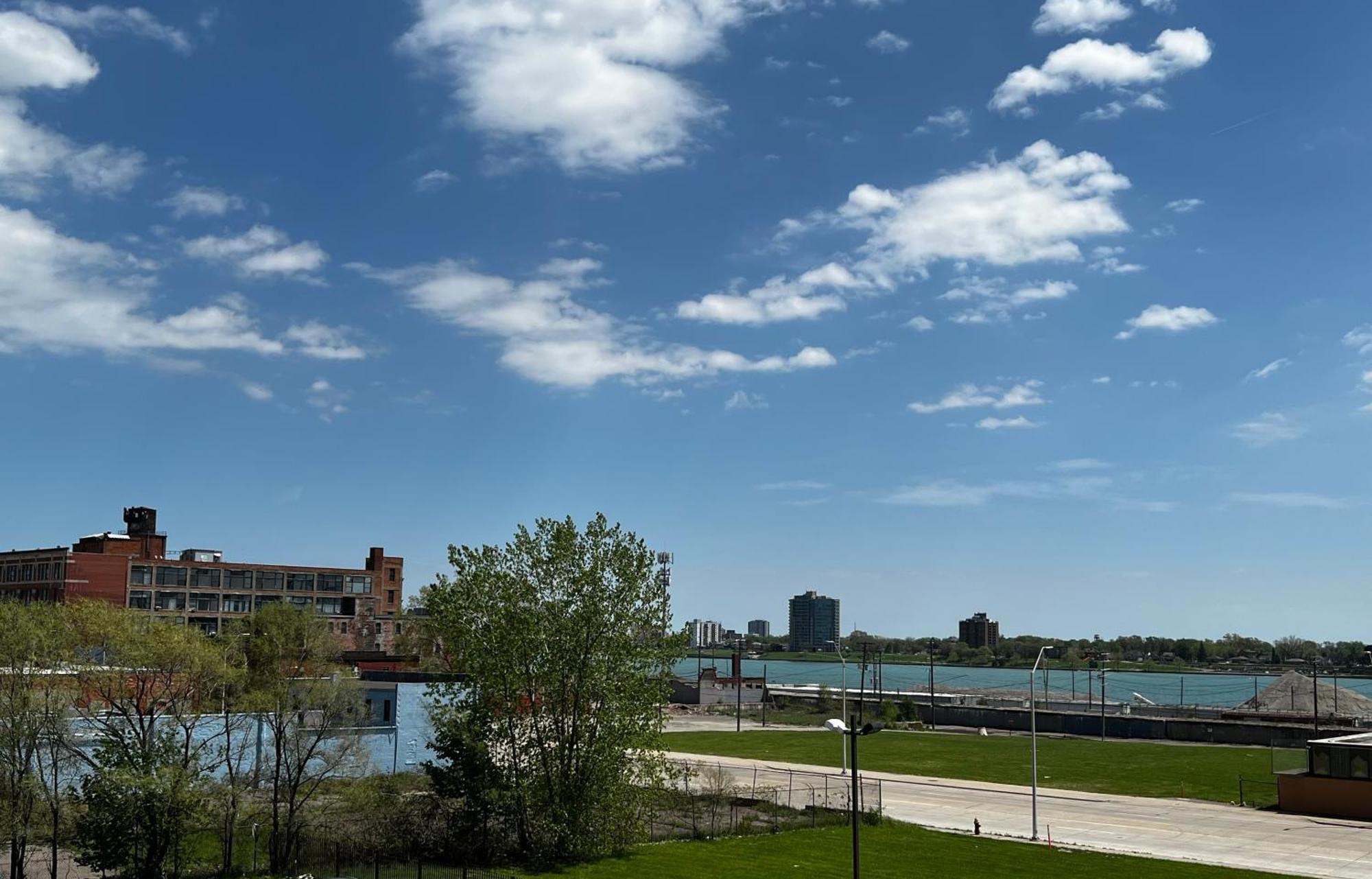 شقة 420 Friendly Skyline View Downtown Loft Free Parking ديترويت المظهر الخارجي الصورة