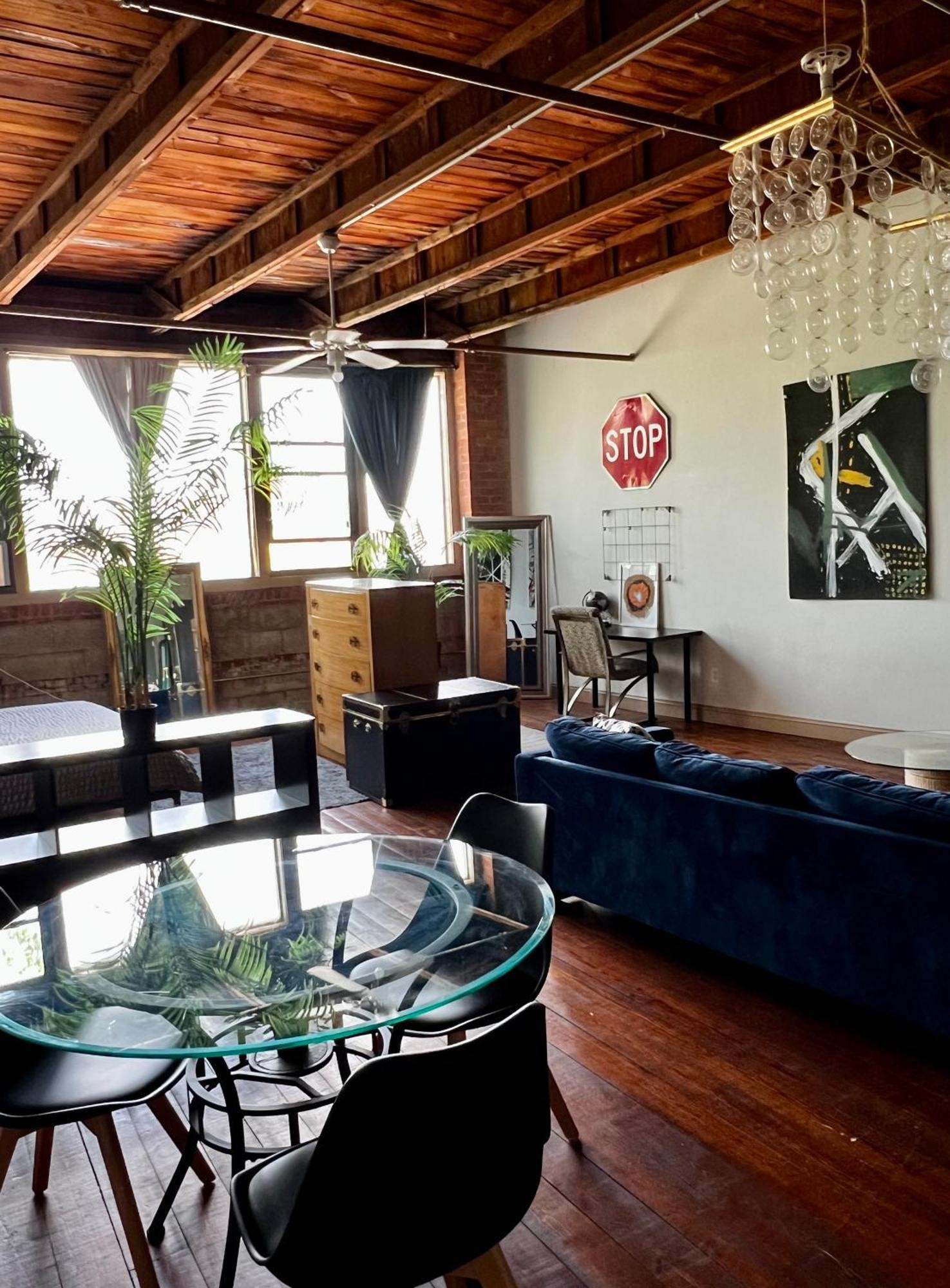 شقة 420 Friendly Skyline View Downtown Loft Free Parking ديترويت المظهر الخارجي الصورة